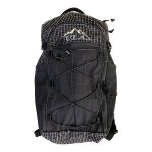 ULA Equipment (ウルトラライトアドベンチャーイクイップメント) ドラゴンフライ リュック 約30L＠ ブラック×ホワイト
