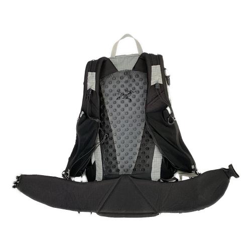 ARC'TERYX (アークテリクス) バックパック 27337 ＠ 30l グレー AERIOS 30 BACKPACK