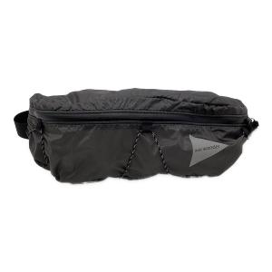 and wander (アンドワンダー) ウエストポーチ 574-5975214 グレー sil waist bag