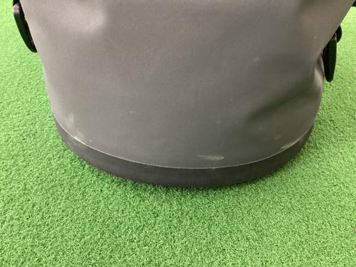 Yeti (イエティ) ホッパーM30 クーラーバッグ ブラック×グレー