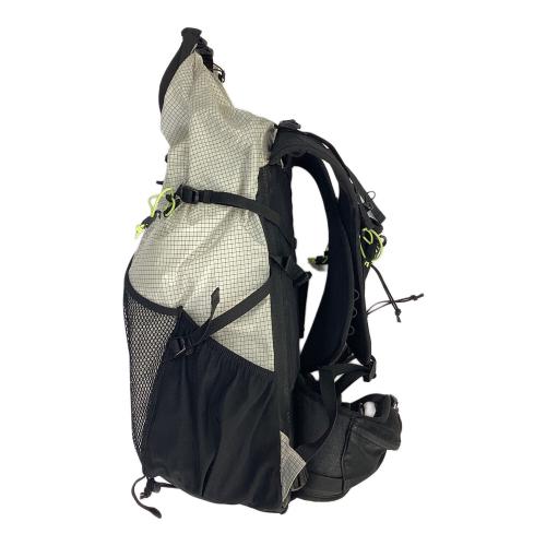 Karrimor (カリマー) バックパック 501142 ＠ 30L ホワイト×ブラック クリーブ30 ミディアム