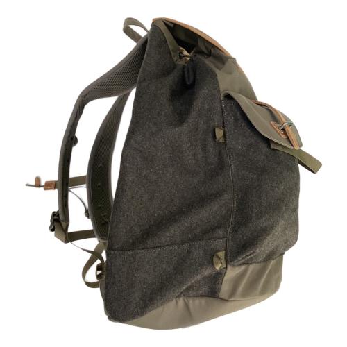 FJALLRAVEN (フェールラーベン) ヴァームランド リュックサック リュック 23341 グレー×カーキ