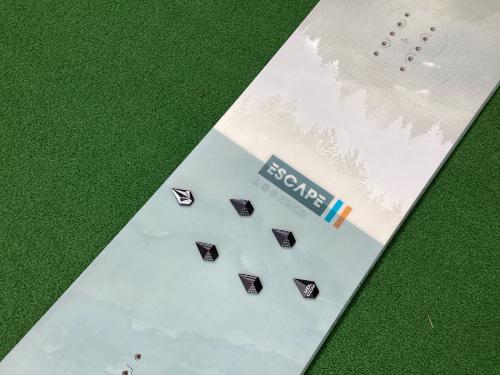 NIDECKER (ナイデッカー) ESCAPE スノーボード 24-25モデル @ 156cm ホワイト