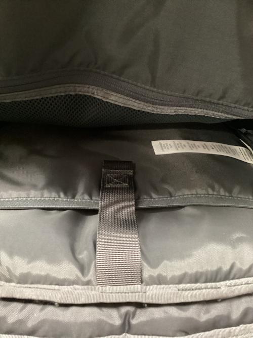 Patagonia (パタゴニア) リュック 49298 25L グレー ブラックホールパック