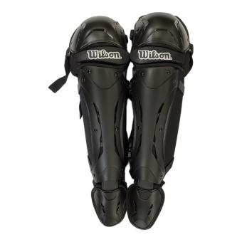 Wilson (ウィルソン) ニューゴールド アンパイア 審判用レッグガード WTA3451NP NPBマーク入り 硬式用/軟式可 ML(A約41cm×B約57cm)※A:膝中央部から足首まで、B:全長 ブラック