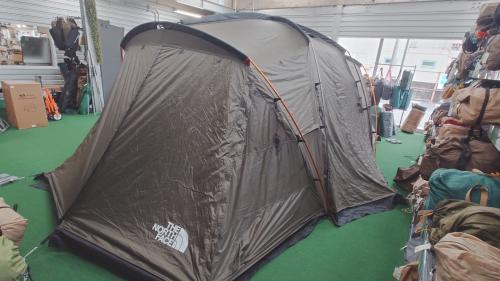 THE NORTH FACE (ザ ノース フェイス) ツールームテント NV22408 シート全体的なヨゴレ・ポールキズ・ヨゴレ有 Nautilus 2×2