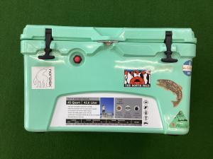 ROTO MOLDED COOLER クーラーボックス ステッカー有 45QT グリーン