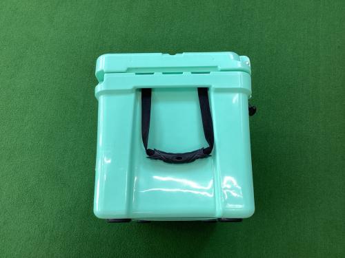 ROTO MOLDED COOLER クーラーボックス ステッカー有 45QT グリーン