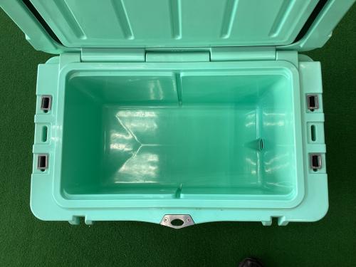 ROTO MOLDED COOLER クーラーボックス ステッカー有 45QT グリーン
