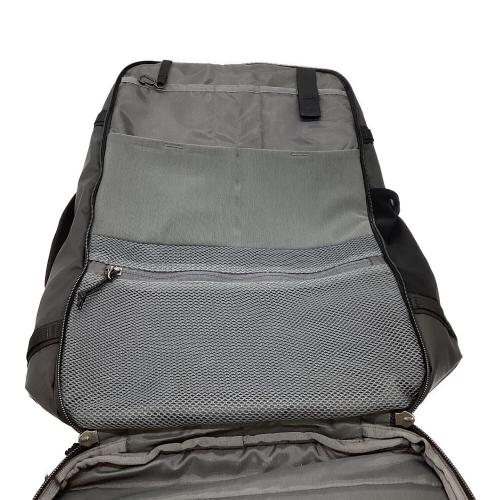 Patagonia (パタゴニア) リュック 49266 30L ブラック ブラックホール・ミニ・MLC