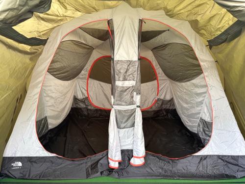 THE NORTH FACE (ザ ノース フェイス) ツールームテント NV22100 LANDER6　ヨゴレ有