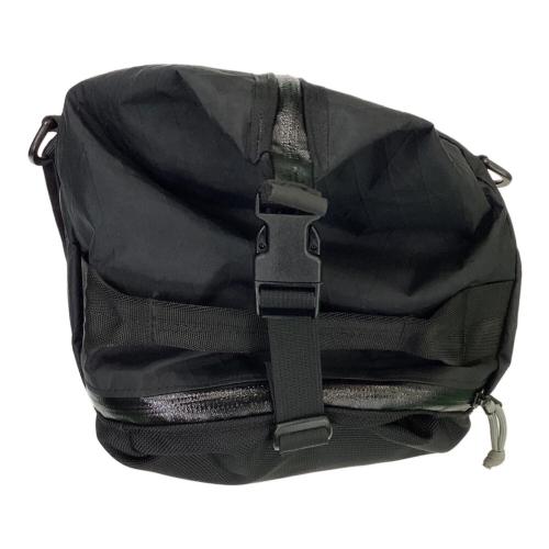INSIDE LINE EQUIPMENT (インサイドラインエキップメント) ボストンバッグ ブラック ARID DUFFLE 24L