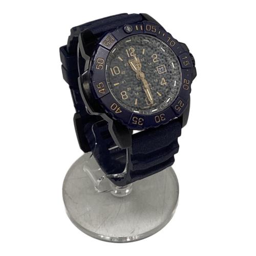 LUMINOX (ルミノックス) 腕時計 ネイビー 外箱付
