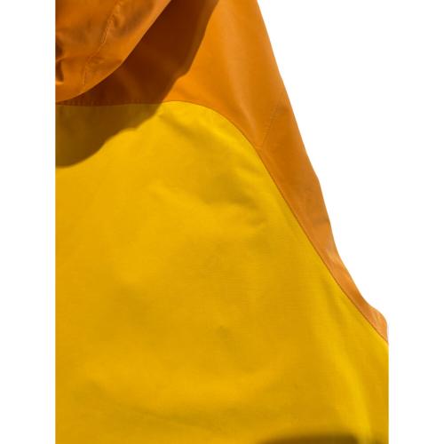 BURTON (バートン) AK 2L SWASH JK スノーボードウェア(ジャケット) メンズ SIZE XL オレンジ×イエロー