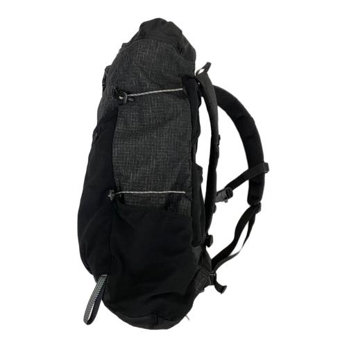 MARMOT (マーモット) バックパック 四角友里コラボ ブラック Yamatabi 30