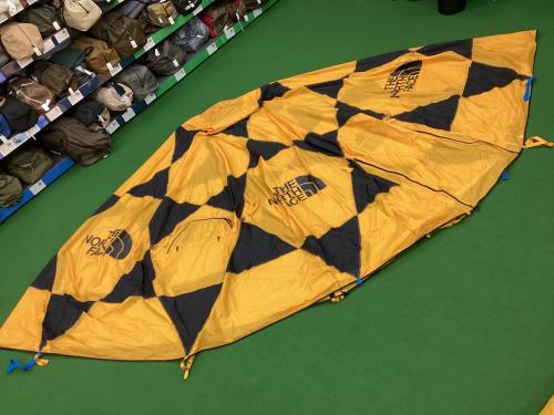 THE NORTH FACE (ザ ノース フェイス) シェルター NV22250 サミットゴールド 2-Meter Dome