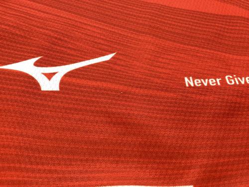 名古屋グランパス (ナゴヤグランパス) サッカーユニフォーム SIZE S レッド 2024ホームオーセンティックユニフォーム 【17】倍井 MIZUNO P2JABY2001