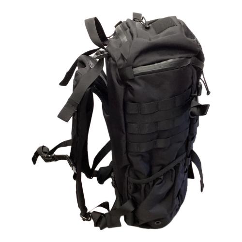 MYSTERY RANCH (ミステリーランチ) バックパック S/Mサイズ（27L） ブラック 2デイアサルト 背面長 約41～45cm 21-30L(日帰り)
