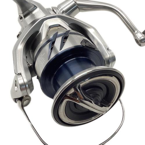 SHIMANO (シマノ) ストラディック スピニングリール リール C3000HG 23ストラディック @