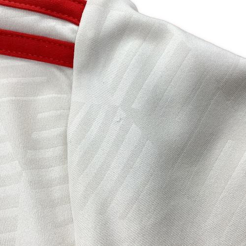 FCバイエルン・ミュンヘン FCバイエルン・ミュンヘン レプリカ ベージュ FCバイエルン IZ3129