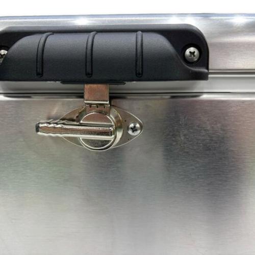 Coleman (コールマン) クーラーボックス 54QT（51L） シルバー 6150 スチールベルトクーラー