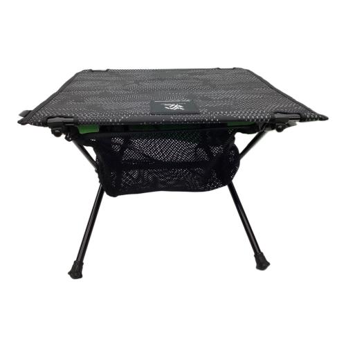 WHITE MOUNTAINEERING (ホワイトマウンテ二アニング) アウトドアテーブル ブラック W.M.B.C. by Helinox Helinox タクティカルテーブル