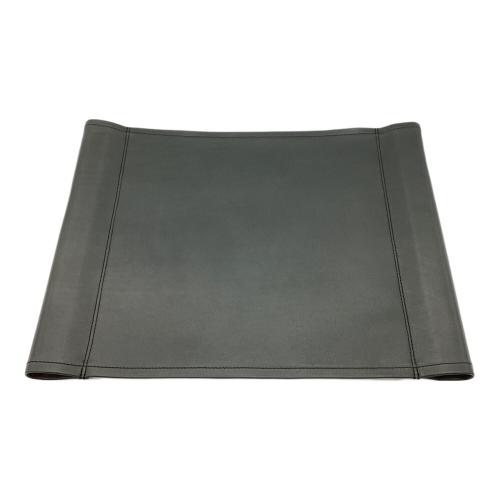 INOUT (イナウト) ファニチャーアクセサリー レザー オリーブ Just Right Chair（張替えシート）