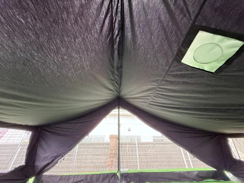 ZUKK シェルター 290x205x140cm 程度B ヨゴレ・芝生付着・生地小穴(2～3mm程度)有 ブラック ポールエンドキャップ欠品 ピケTC 1～2人用 TC素材