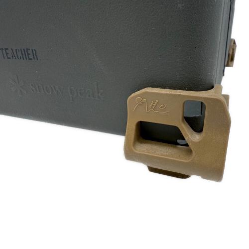 Snow peak (スノーピーク) 収納ケース シェルフコンテナ25 CAMPGEEKS塗装品(カーキ)