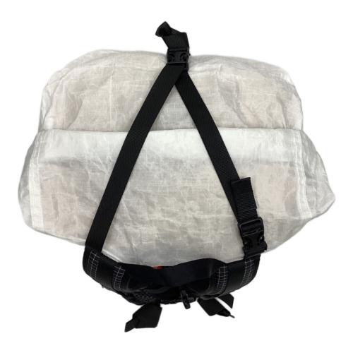 Hyperlite Mountain Gear (ハイパーライトマウンテンギア) バックパック UL SIZE M ホワイト 2400 Windrider