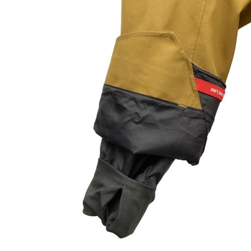 686 (シックスエイトシックス) Hydra Thermagraph Jacket スノーボードウェア(ジャケット) 22-23モデル M2W110 メンズ SIZE S カーキxブラック