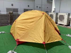 MSR　エリクサー2 ゴールド　213x127x102cm　フットプリント付