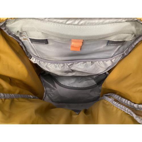 deuter (ドイター) バックパック 3350522 カーキ エアコンタクト コア 60+10