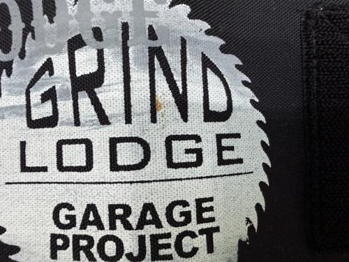 bonbonero (ボンボネロ) アウトドア雑貨 GRIND LODGE生刷り・ワッペンカスタム シェルフコンテナ25用 ドレスコード