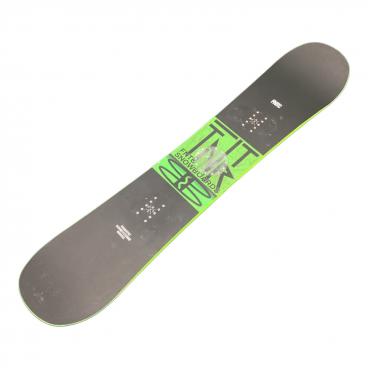 21-22 新品未使用　FNTC TNTR グリーン　未開封　 FNTC (エフエヌティーシー) スノーボード 139cm グリーン 21-22モデル