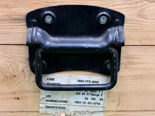 収納ケース フランス軍 推定1988年製造 軍用弾薬木箱(22mm機関砲弾用)