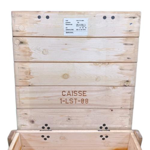 収納ケース フランス軍 推定1988年製造 軍用弾薬木箱(22mm機関砲弾用)
