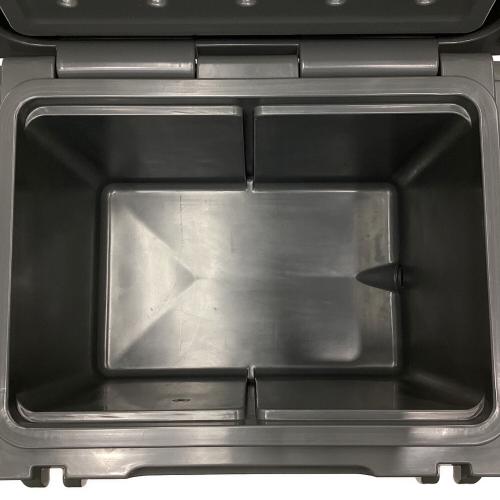 VASTLAND (ヴァストランド) タフクーラーボックス T型フックタイプ クーラーボックス 35QT(約33L) グレー