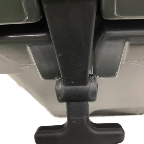 VASTLAND (ヴァストランド) タフクーラーボックス T型フックタイプ クーラーボックス 35QT(約33L) グレー