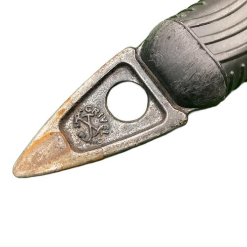 GRIVEL (グリベル) ピッケル 約67.5cm レッド ネパールSA プラス