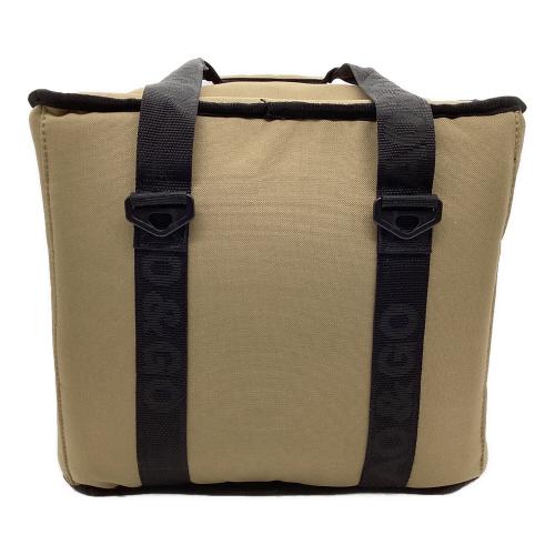 AO COOLERS (エーオークーラー) 18パックトランク ソフトクーラー 約17L サンドトープ