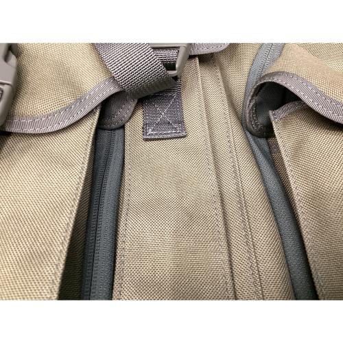 Bush Craft inc. (ブッシュクラフトインク) アースツートンカラー バックパック 40～60L ブッシュクラフトバックパック