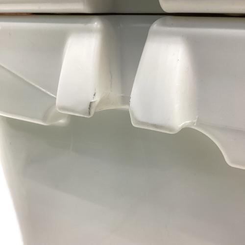 Yeti (イエティ) タンドラ50 クーラーボックス 廃盤品 50QT(約47L) ホワイト