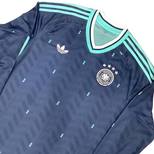 ドイツ代表 (ドイツダイヒョウ) サッカーユニフォーム 2026年アウェイ 2026年北中米W杯着用 レプリカ（長袖） SIZE 2XL ネイビーxスカイブルー
