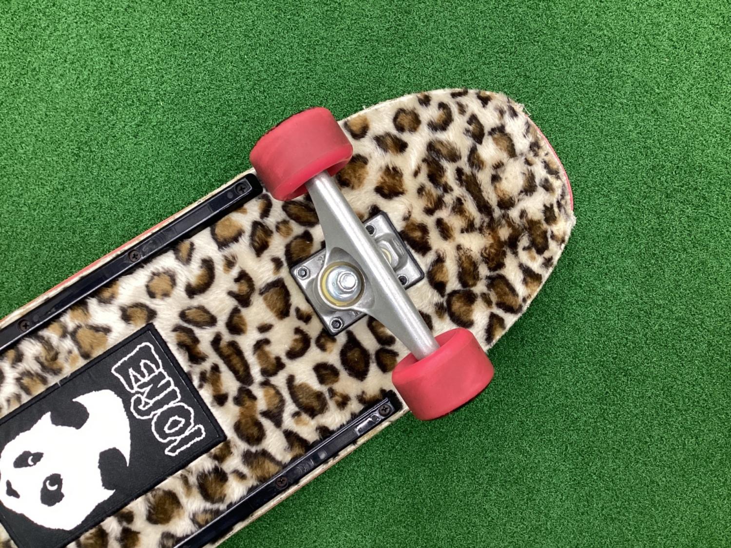 enjoi (エンジョイ) スケートボード コンプリート ブラックxレオパード
