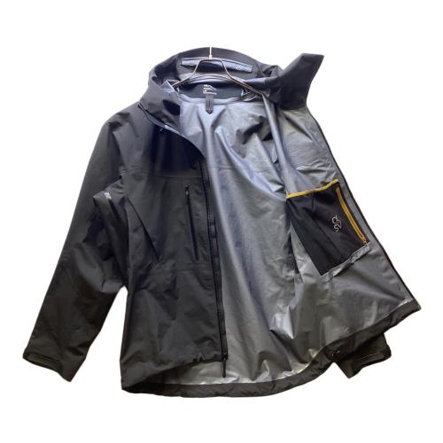 ARC'TERYX (アークテリクス) アルファ SV ジャケット トレッキングウェア(レインウェア) X000009899 ウェアのみバードエイド冊子無し/2026年3月製 @ Π メンズ SIZE M ブラック