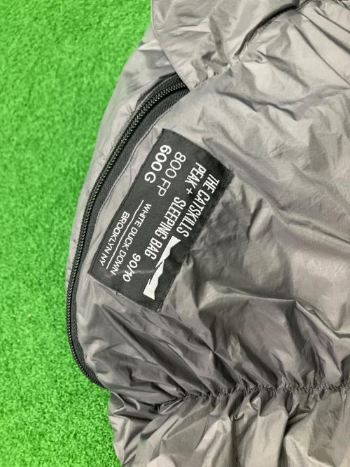 BROOKLYN OUTDOOR COMOANY マミー型シュラフ(ダウン) 800FP / 600g ダークグレー ※収納ケース欠品 保管用バッグ付 The Catskills Peak