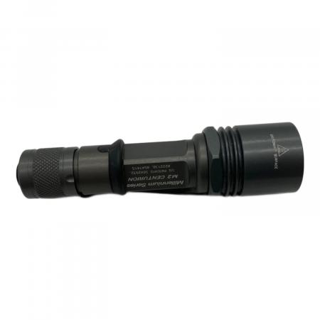 SUREFIRE (シュアファイヤー) 懐中電灯 M2 CENTURION 元箱・P61バルブ