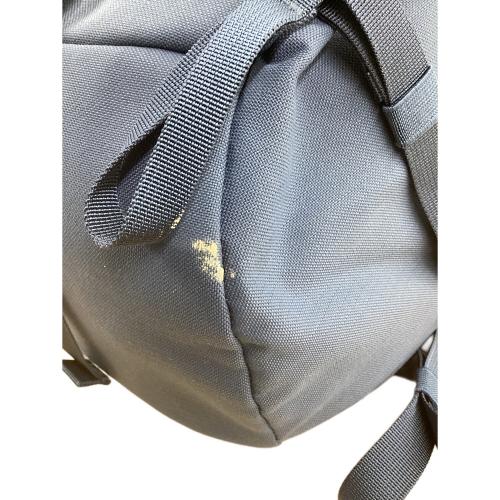 FJALLRAVEN (フェールラーベン) バックパック MLサイズ ネイビー Bergtagen 38