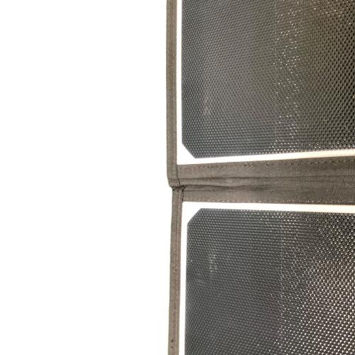 BLUETTI (ブルーティ) 折りたたみ式 ソーラーパネル ソーラーパネル SP200 ヨゴレ有・※動作未確認
